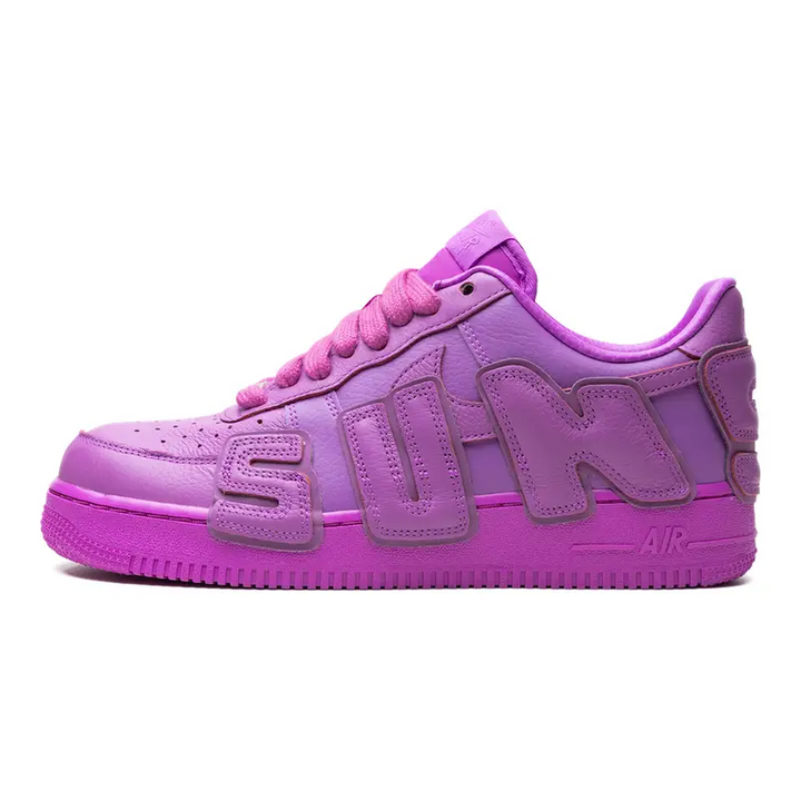 Nike Cactus Plant Flea Market Fuchsia Air Force 1 Sneaker mit auffälligem Branding