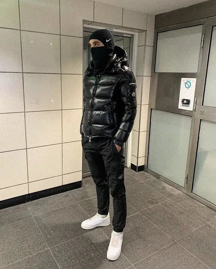 Moncler Maya Herren Daunenjacke – Warme, luxuriöse Winterjacke mit Stil
