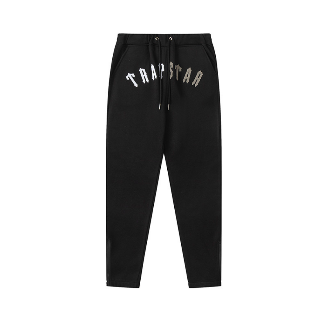 Trapstar Split Arch Schwarzer Trainingsanzug für Herren – Stilvoller Komfort Streetwear