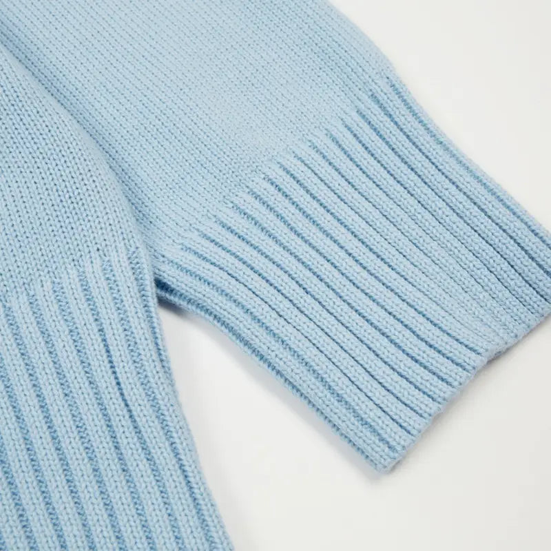 AMI Paris Unisex Merinowolle Strickpullover mit Herz-Logo – Luxuriöser Komfort und Stil