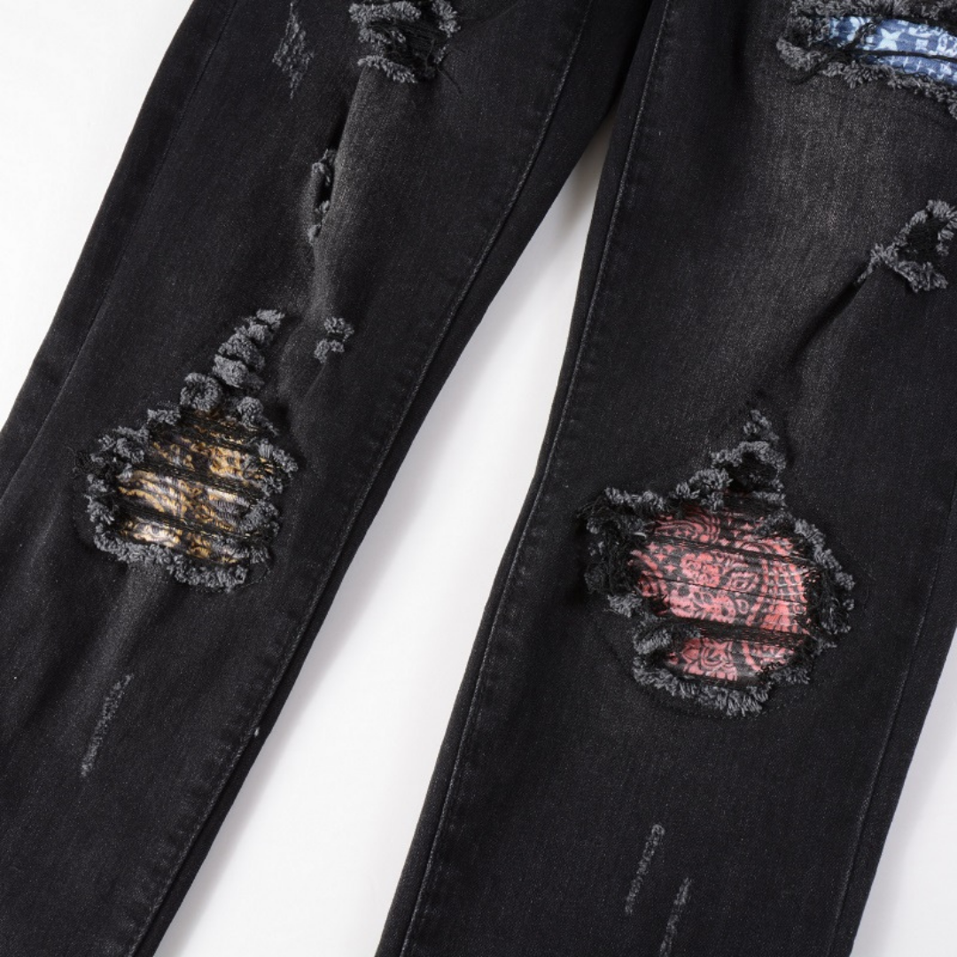 Amiri Herren Luxus Bandana Patch Jeans Schwarz – Cooler Designer Denim Slim Fit