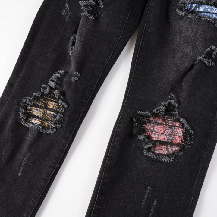 Amiri Herren Luxus Bandana Patch Jeans Schwarz – Cooler Designer Denim Slim Fit