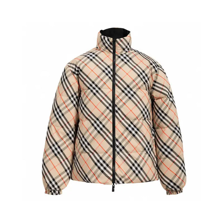Luxuriöse Burberry Designer Jacke: Zeitloser Britischer Stil mit Hochwertiger Verarbeitung