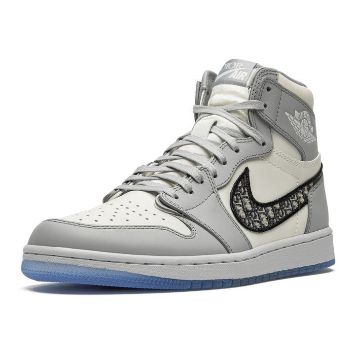 Exklusiver Air Jordan 1 Retro High Dior Sneaker | Luxuriöse Leder-Kollaboration | Sammlerstück