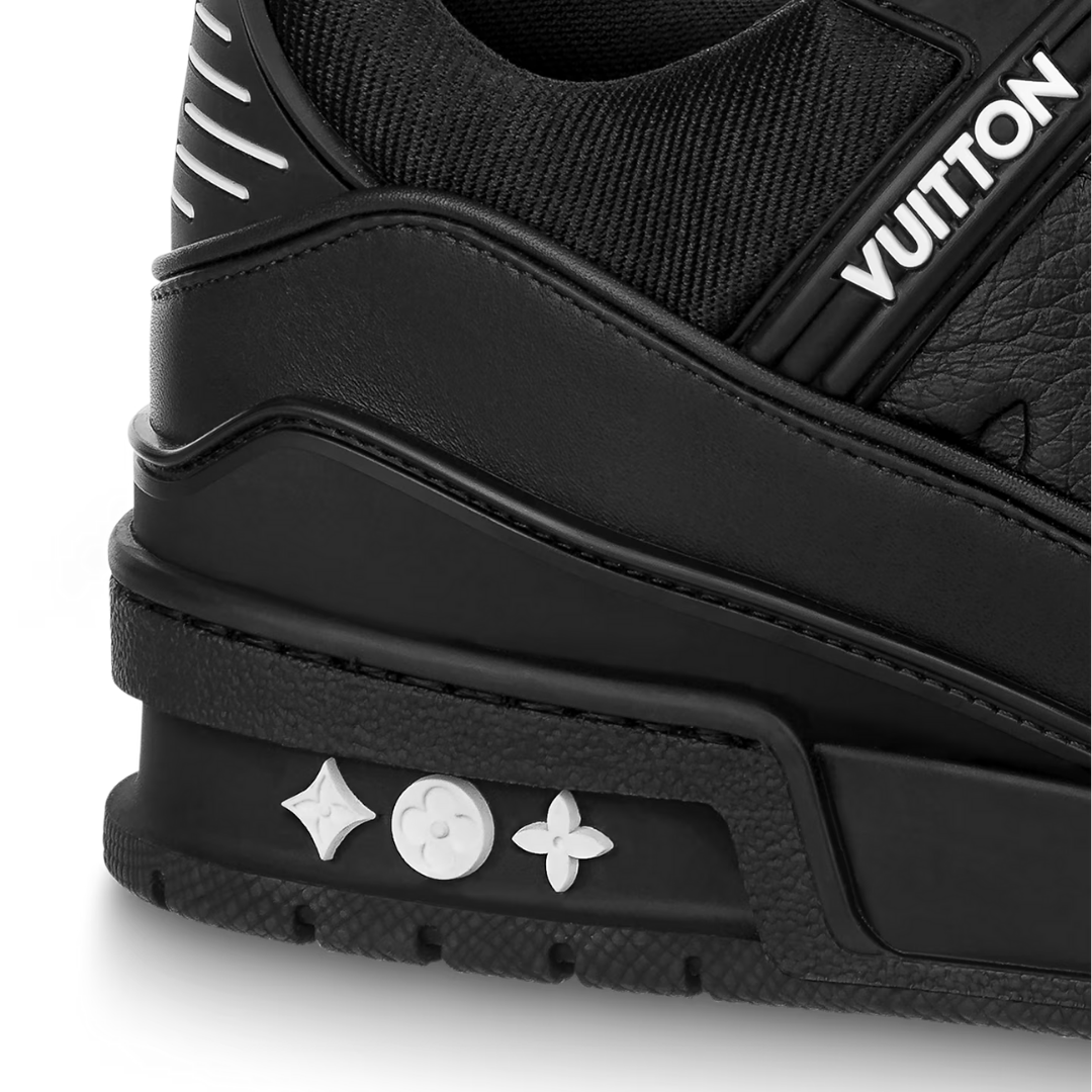 Louis Vuitton Trainer Triple Black: Luxus-Sneaker für Stil & Komfort