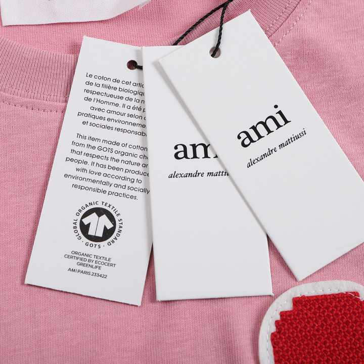 AMI Paris Unisex T-Shirt – Hochwertige Baumwolle mit Herz-Logo für stilvollen Komfort