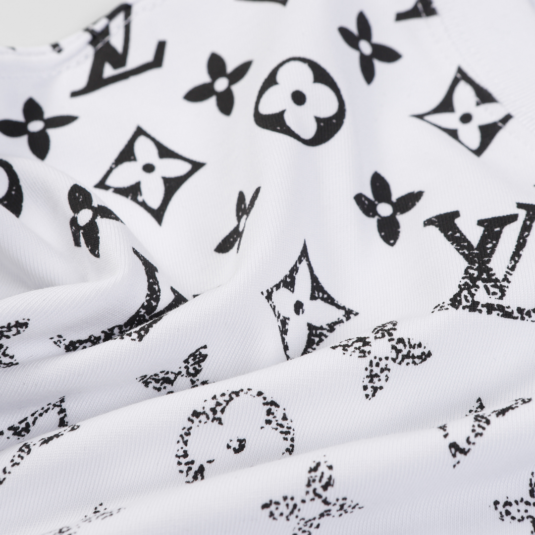 Luxuriöses Louis Vuitton T-Shirt Herren – Ikonisches Design, Hoher Tragekomfort