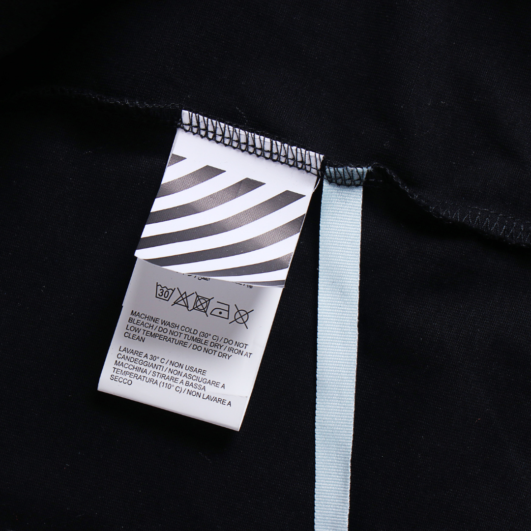 Exklusives Off-White Monogramm T-Shirt – Luxuriöses Streetwear Baumwoll Design