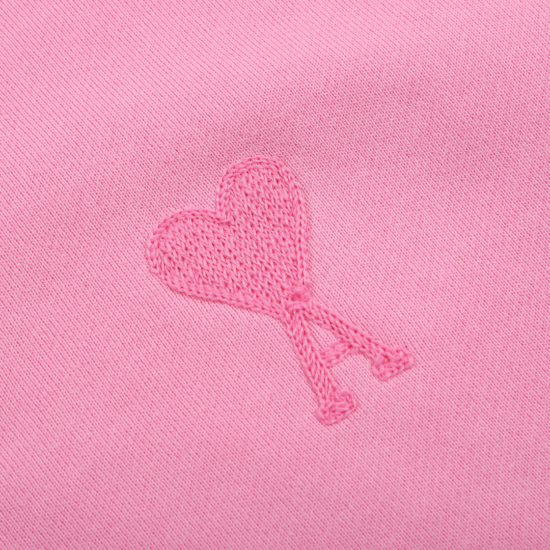 AMI Paris Luxus Trainingsanzug: Bequemer Baumwoll-Fleece Freizeit-Zweiteiler mit Herz-Logo