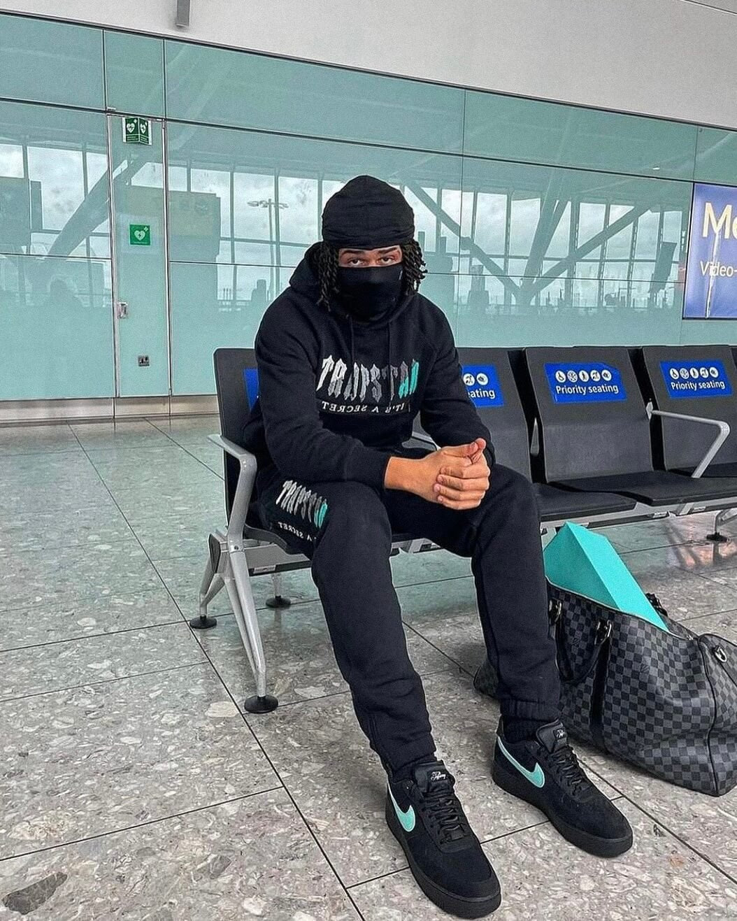 Exklusiver Trapstar Decoded 2.0 Kapuzen-Trainingsanzug Schwarz Grün – Premium Streetwear Set