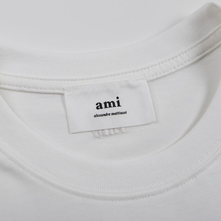 AMI Paris Unisex Baumwoll-T-Shirt mit gesticktem Herz-Logo – Stilvoller Pariser Chic