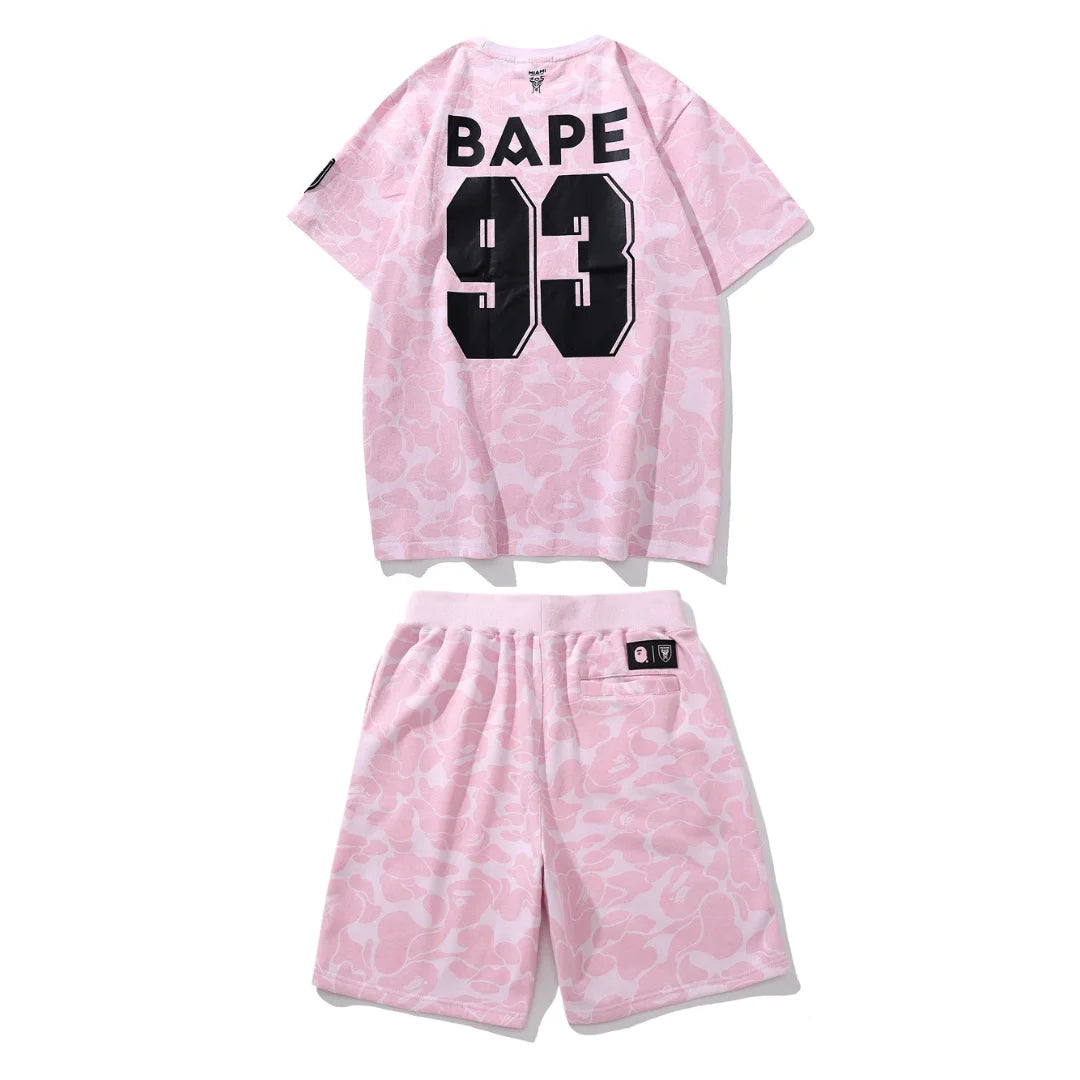 Stylisches BAPE Miami Streetwear Set: T-Shirt & Shorts für angesagte Looks