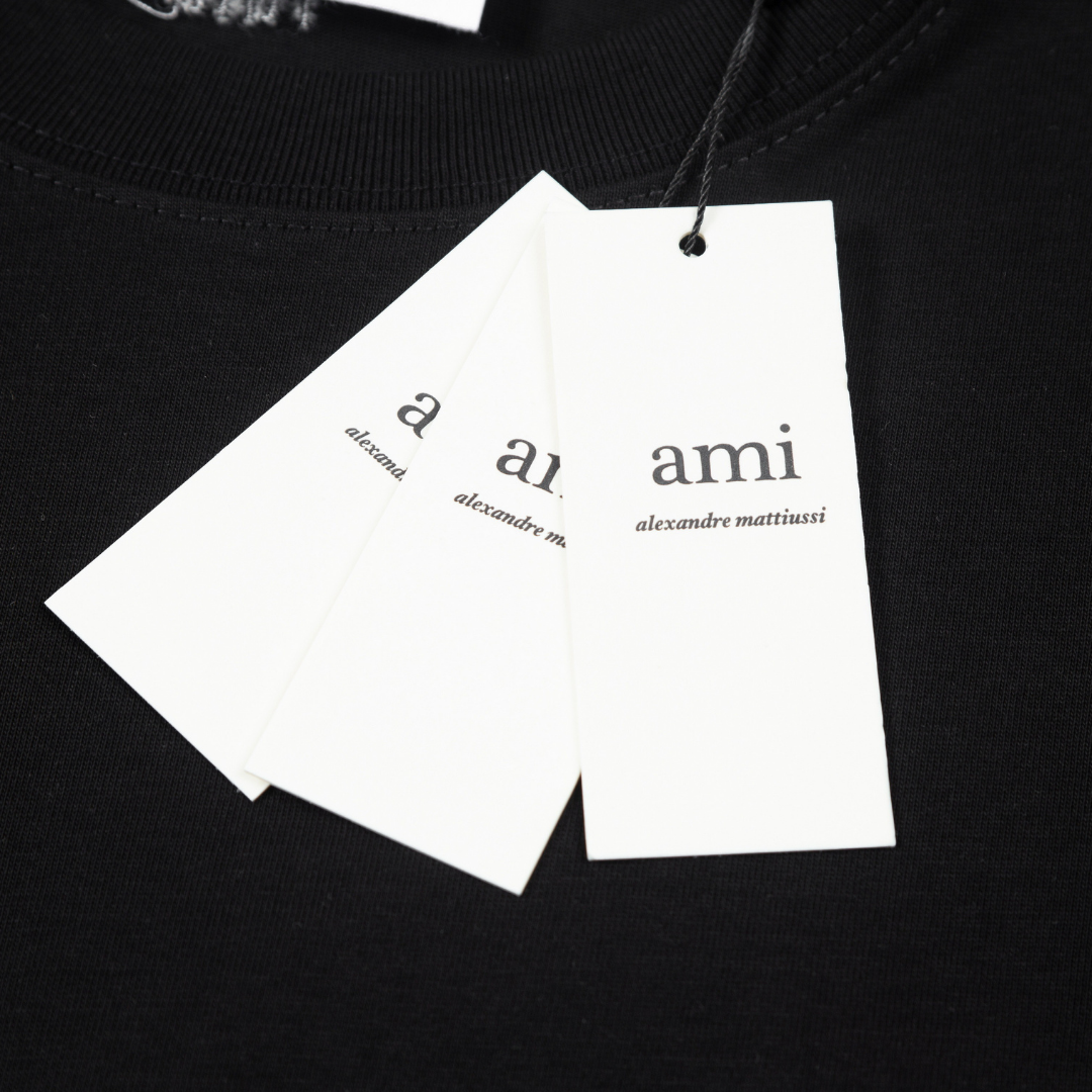AMI Paris Unisex Baumwoll-T-Shirt mit ikonischem Herz-Logo, Designer Freizeit Shirt