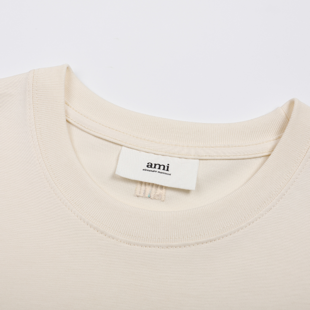 AMI Paris Herz Logo Baumwoll T-Shirt Herren – Klassisch, Bequem, Stilvoll