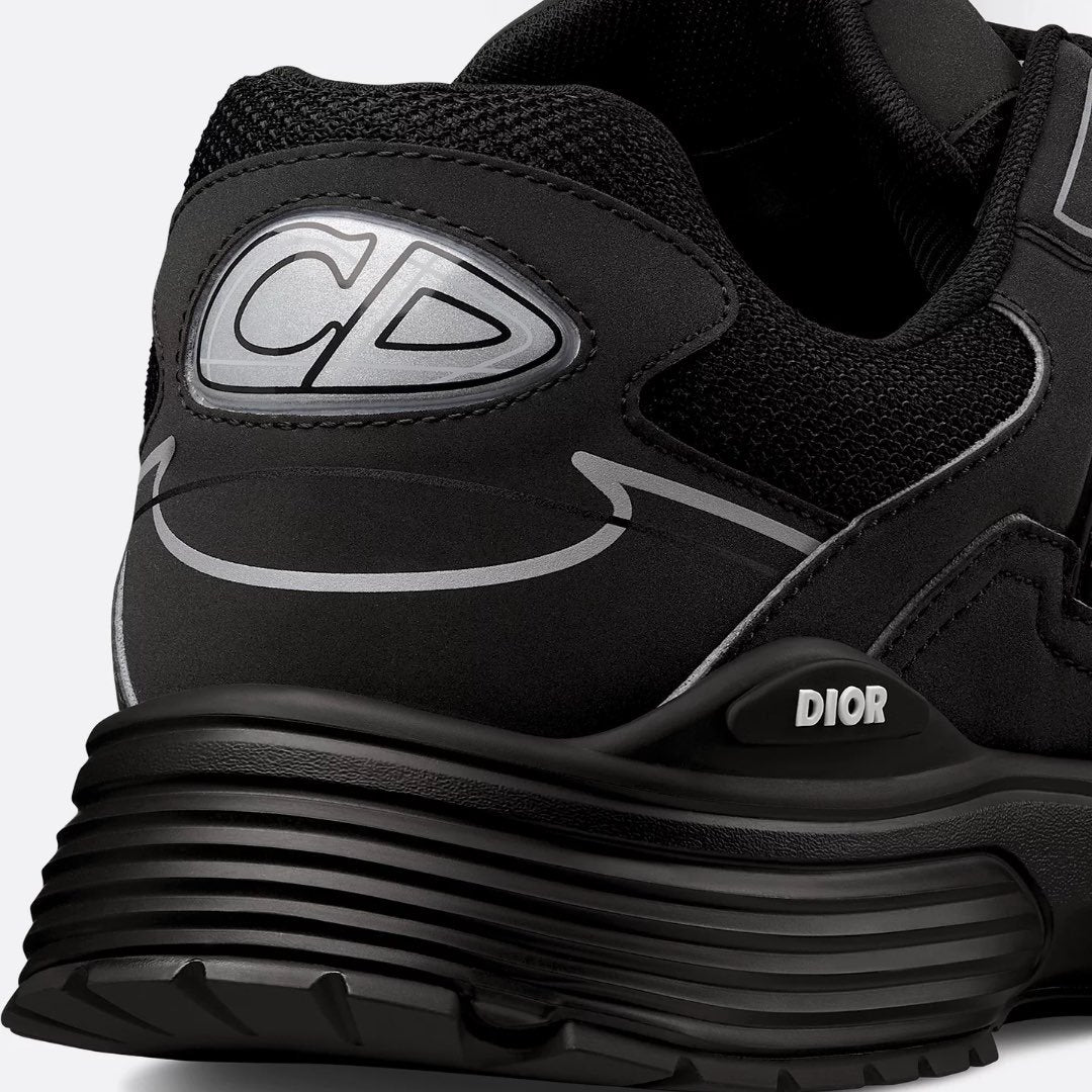 Dior B30 Schwarzer Luxus-Sneaker: Modernes Design, reflektierende Akzente, höchster Komfort