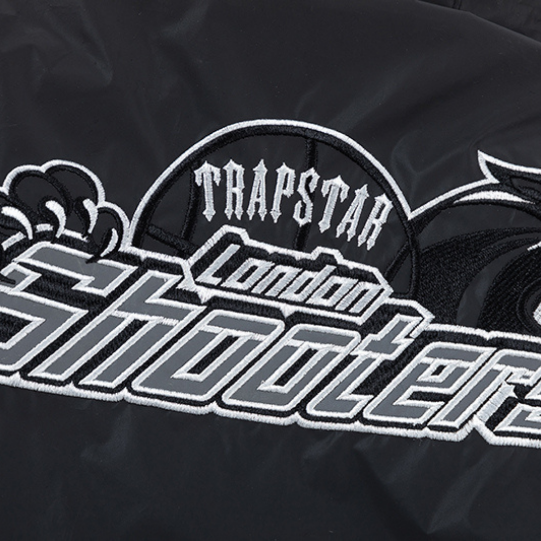 Trapstar London Shooters Reflektierende Schwarze Windjacke – Stylisch & Wetterfest