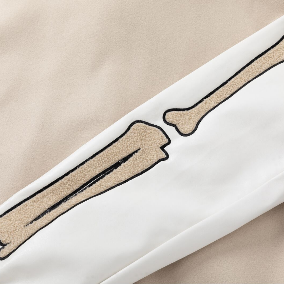 Luxuriöse Amiri Monogramm-Jacke: Stilvolle Designer-Oberbekleidung für Herren