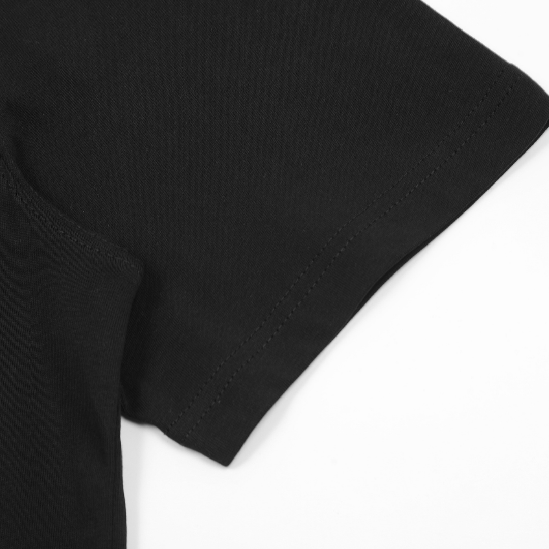AMI Paris Unisex Baumwoll-T-Shirt mit Herzlogo – Komfortables Designer Basic