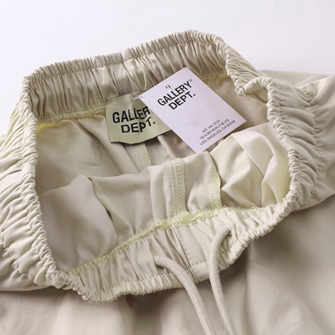 Gallery Dept. Luxuriöses Streetwear Shorts Set – Handgefertigt, Oversized, Einzigartig