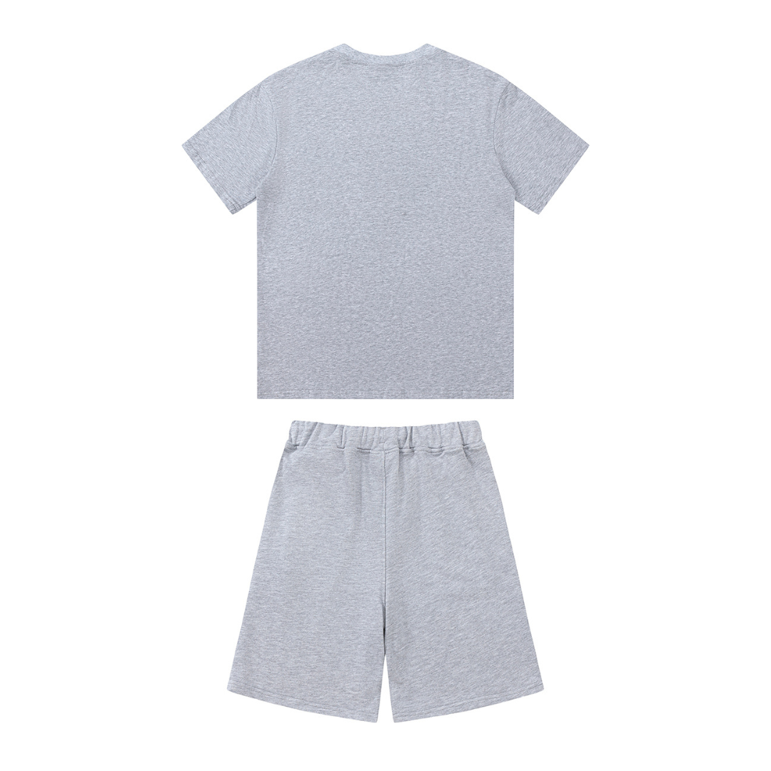 Trapstar Irongate Arch Chenille Shorts Set Grau - Luxuriöser Streetwear Freizeitanzug