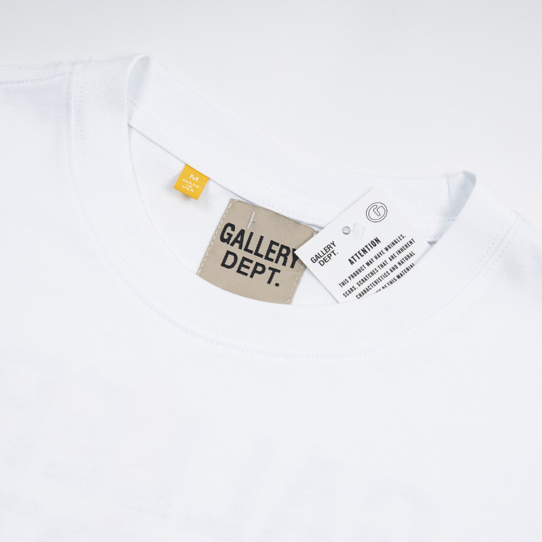 Exklusives Gallery Dept. Streetwear T-Shirt: Lässig, Künstlerisch, Deconstructed Design für Herren
