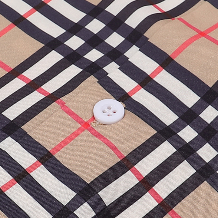 Luxuriöses Burberry Herren Kurzarmhemd – Klassisches, bequemes Design aus Baumwolle