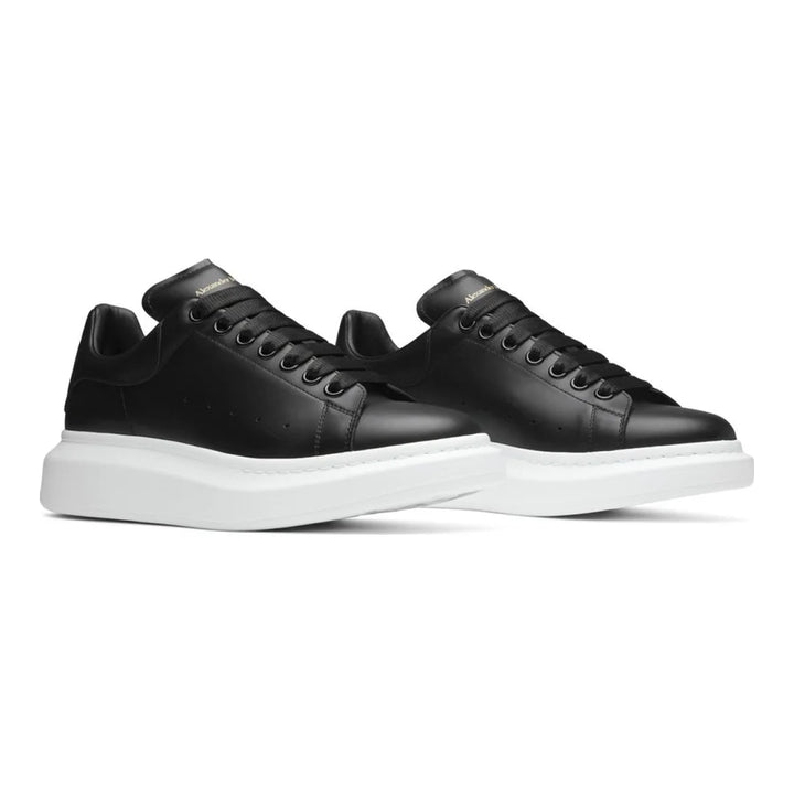 Alexander McQueen Schwarzer Designer Sneaker: Luxuriöser Stil, Ikonisches Statement