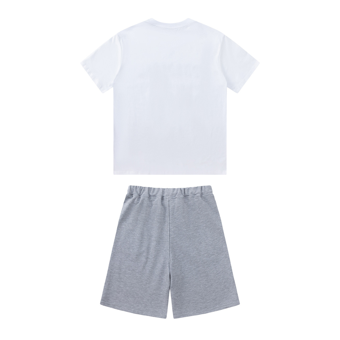 Trapstar Decoded Kurzset Weiß-Rot: Stylisches Streetwear-Outfit für Herren