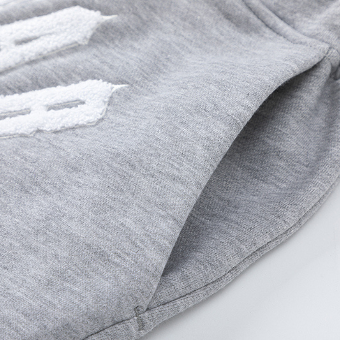 Trapstar Irongate Arch Chenille Shorts Set Grau - Luxuriöser Streetwear Freizeitanzug