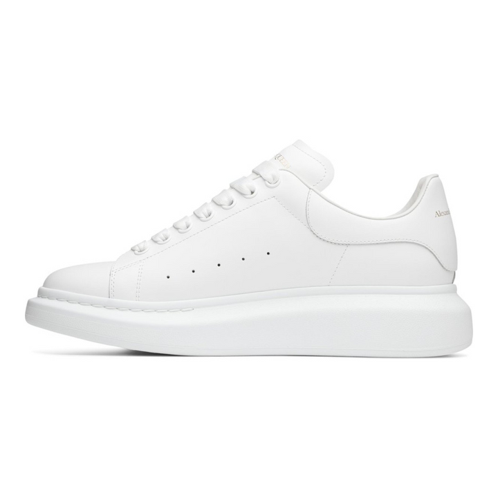 Alexander McQueen Weiße Luxus-Sneaker Damen: Stilvolle Oversized Plateausohle Design