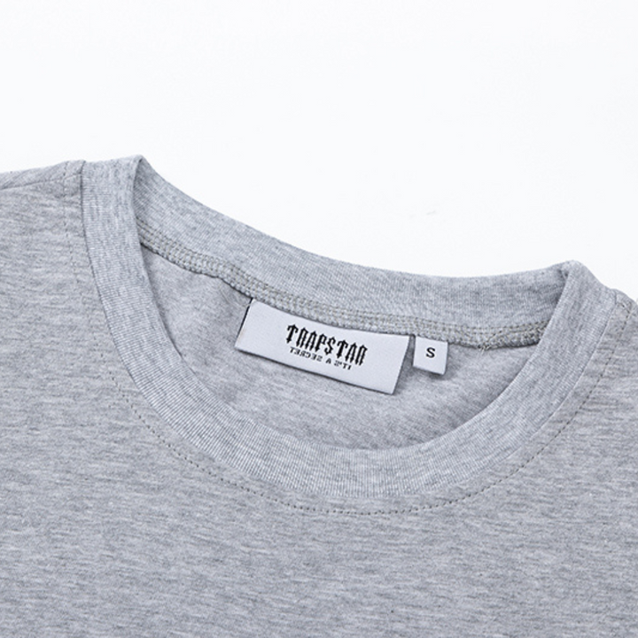Trapstar Decoded Grau Shorts Set | Urban Streetwear Lässiger Trainingsanzug