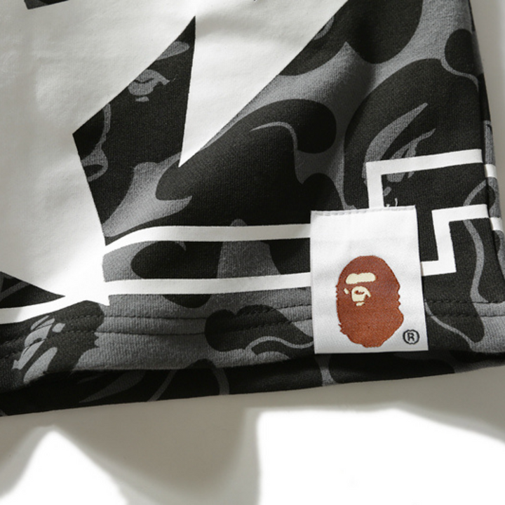 BAPE Streetwear Shorts Unisex – Ikonisches Japanisches Affen-Logo Design – Exklusiver Komfort