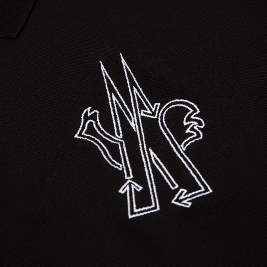 Moncler Luxus Polohemd für Herren mit ikonischem Logo, atmungsaktiv & bequem