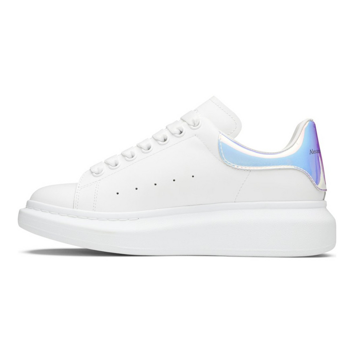 Alexander McQueen Schillernde Schwarz-Weiß Sneaker – Luxuriöser Streetwear-Stil