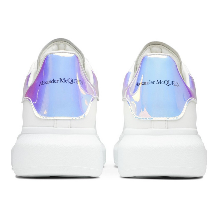 Alexander McQueen Schillernde Schwarz-Weiß Sneaker – Luxuriöser Streetwear-Stil