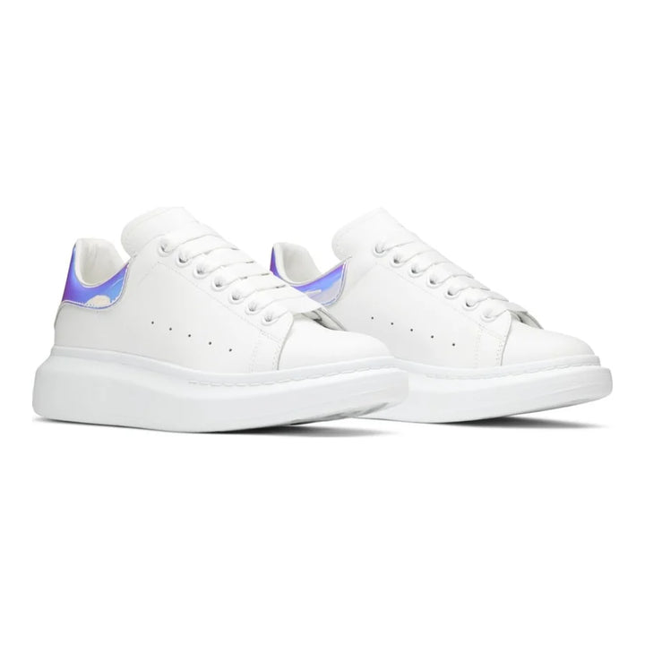 Alexander McQueen Schillernde Schwarz-Weiß Sneaker – Luxuriöser Streetwear-Stil