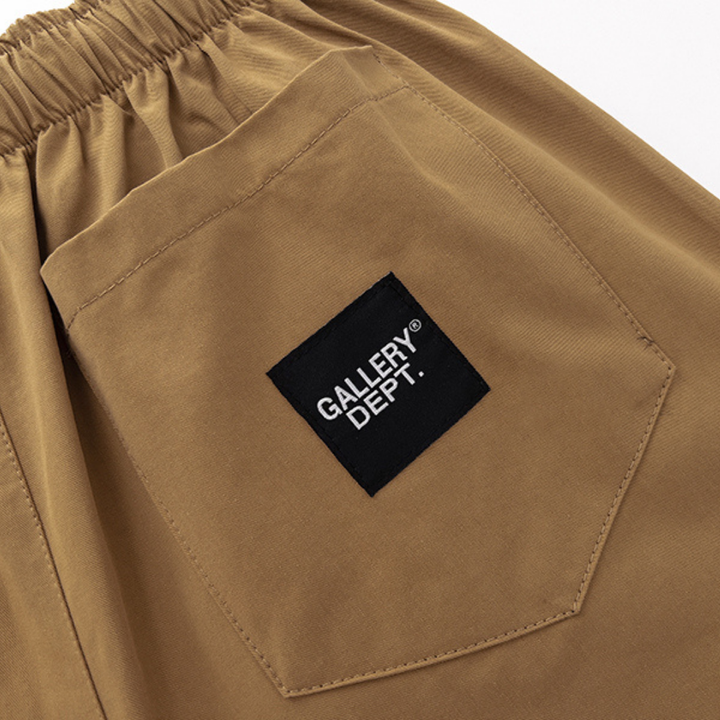 Gallery Dept. Handgefertigtes Oversized Streetwear Short Set für Künstlerische Statements