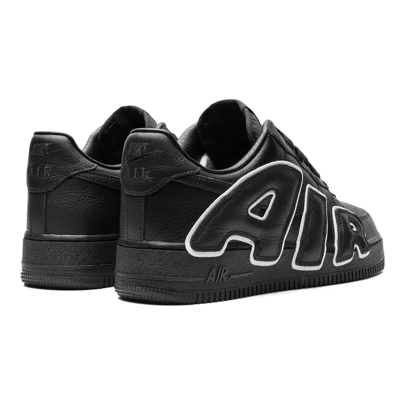 Nike Air Force 1 CPFM Black: Exklusiver Sneaker mit auffälligem 'FLEA' Design