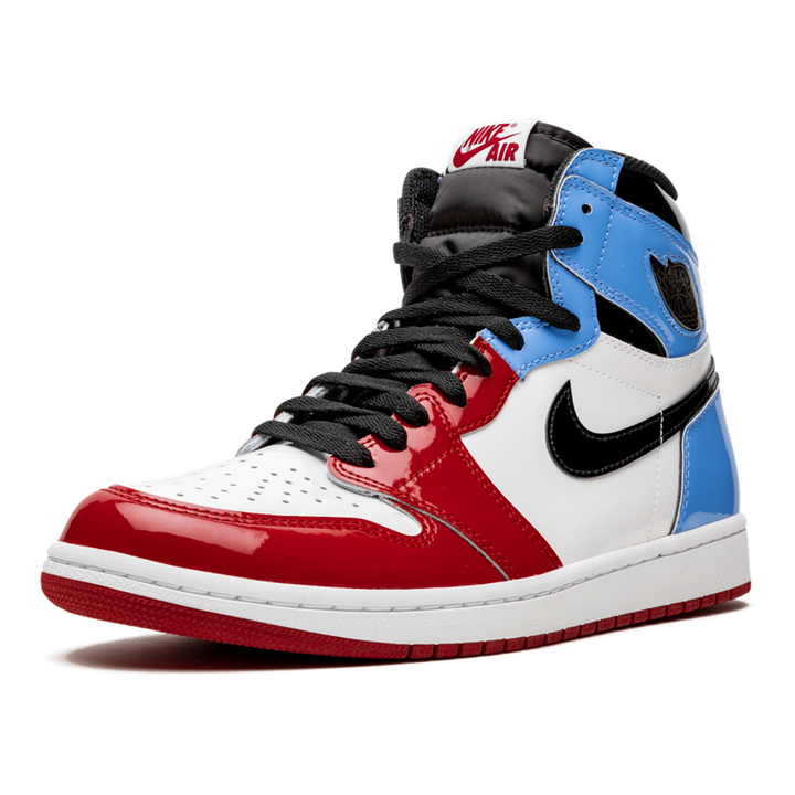 Air Jordan 1 Retro High 'Fearless' Glänzender Patentleder Sneaker UNC Chicago Farben