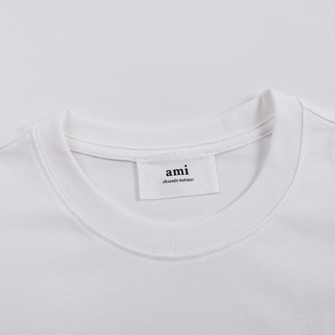 AMI Paris Unisex Designer T-Shirt – Hochwertige Baumwolle mit Herz-Logo