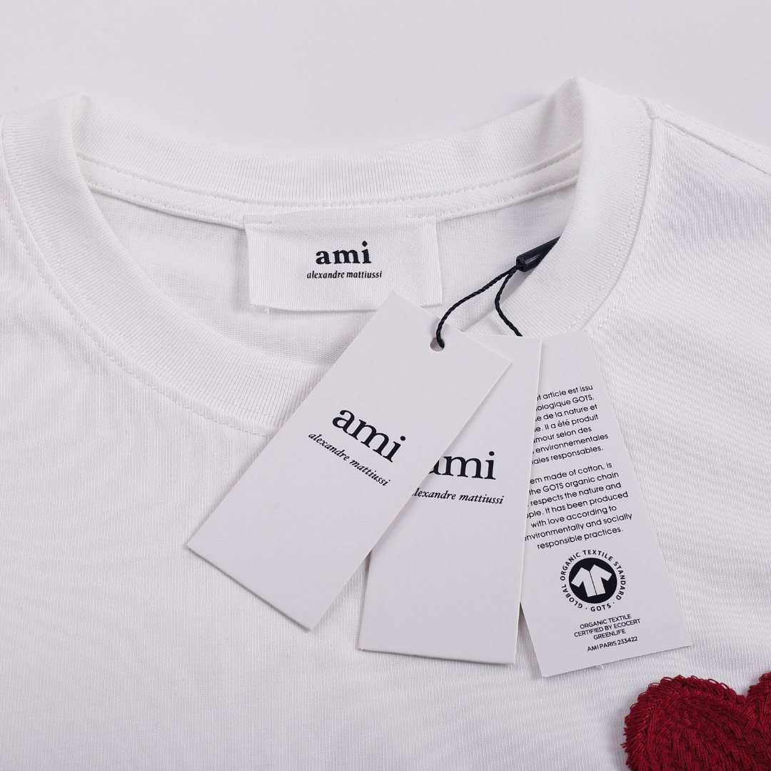 AMI Paris Unisex Designer T-Shirt – Hochwertige Baumwolle mit Herz-Logo