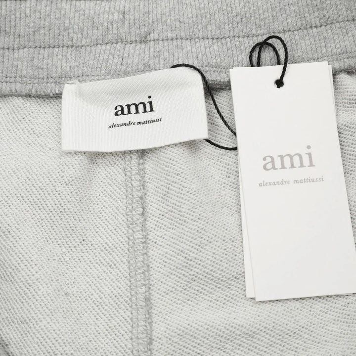 Luxuriöse AMI Paris Ami de Cœur Logo Baumwollshorts – Bequemer Pariser Stil