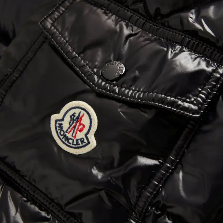 Moncler Maya Herren Daunenjacke – Warme, luxuriöse Winterjacke mit Stil