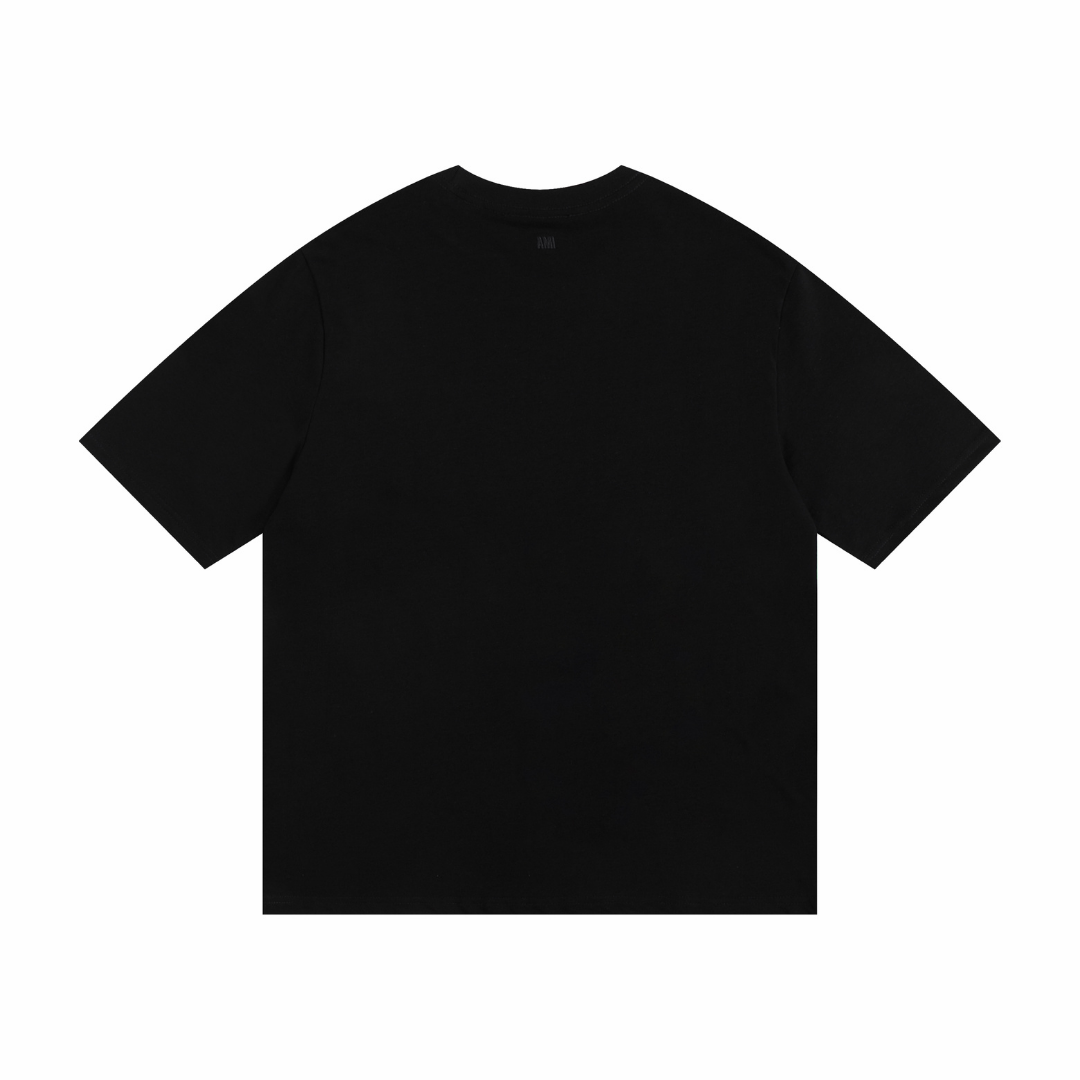 AMI Paris Unisex Herz-Logo T-Shirt: Premium Baumwolle für stilvollen Komfort