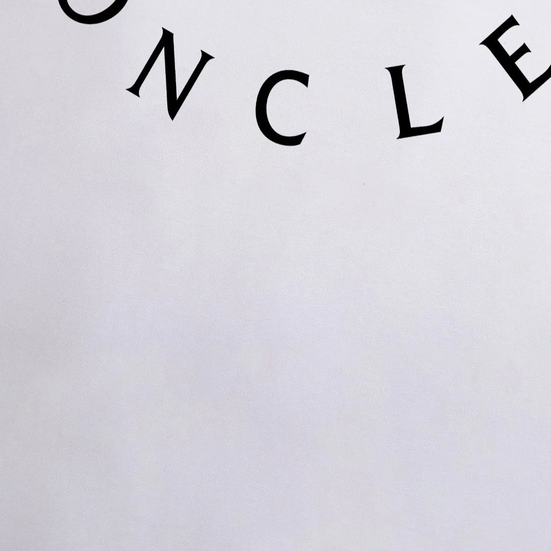 Moncler Hochwertiges Baumwoll-T-Shirt mit Logo-Print Herren Schwarz Weiß