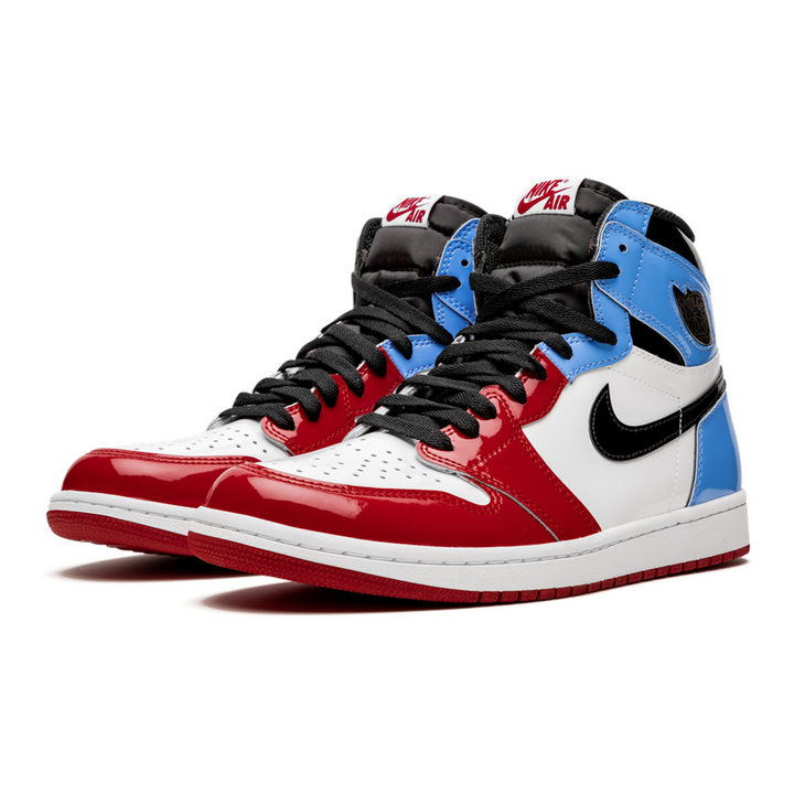 Air Jordan 1 Retro High 'Fearless' Glänzender Patentleder Sneaker UNC Chicago Farben