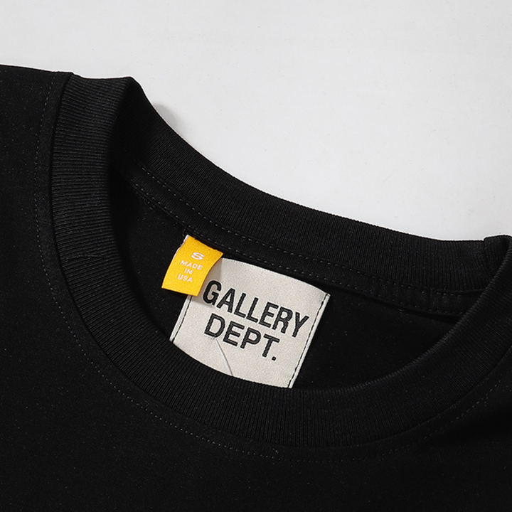 Gallery Dept. Künstlerisches Oversize T-Shirt – Handgemalte Streetwear Statement