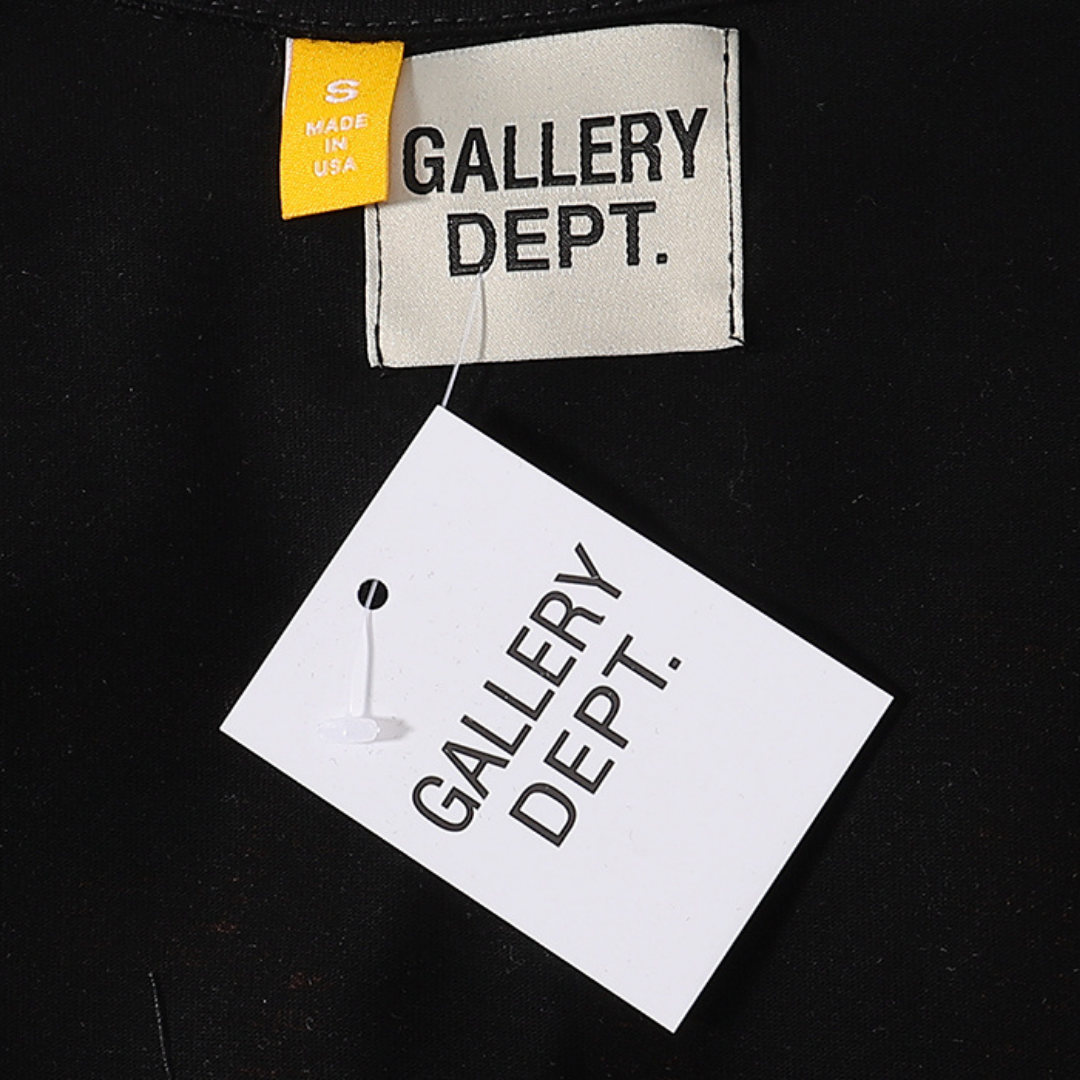 Gallery Dept. Künstlerisches Oversize T-Shirt – Handgemalte Streetwear Statement
