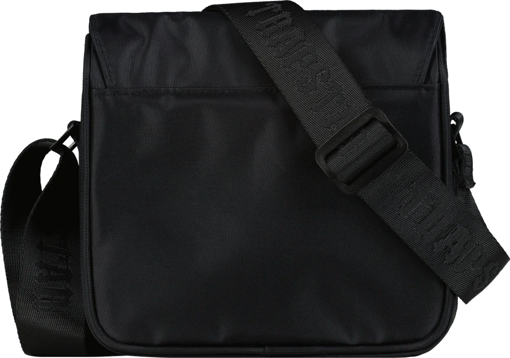 Trapstar Messenger Bag: Stylisch, Rot-Schwarz, Gradient Design, Robuste Umhängetasche