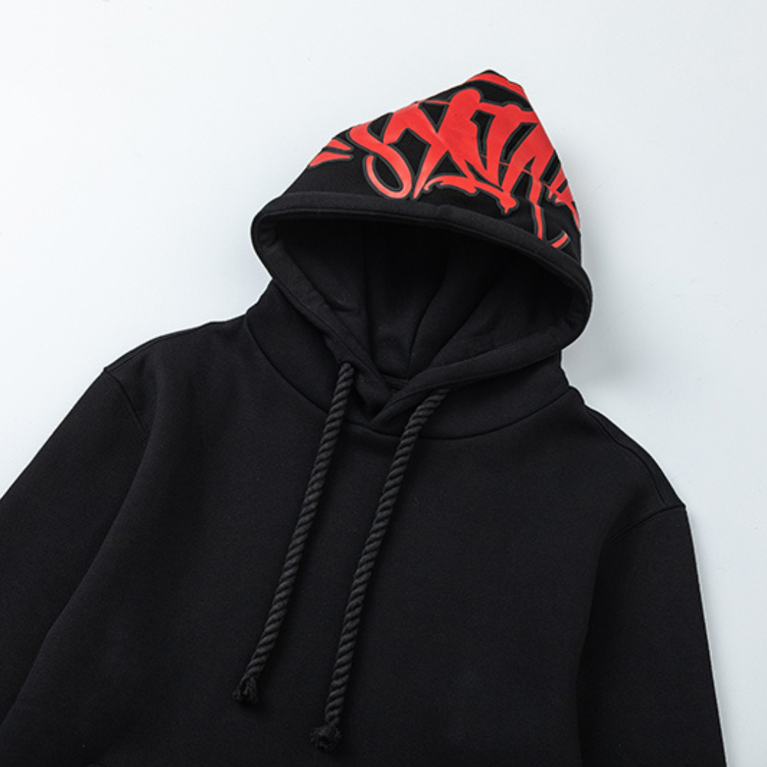 Syna World Schwarzer Roter Trainingsanzug – Stilvoll, Bequem, London Streetwear-Design